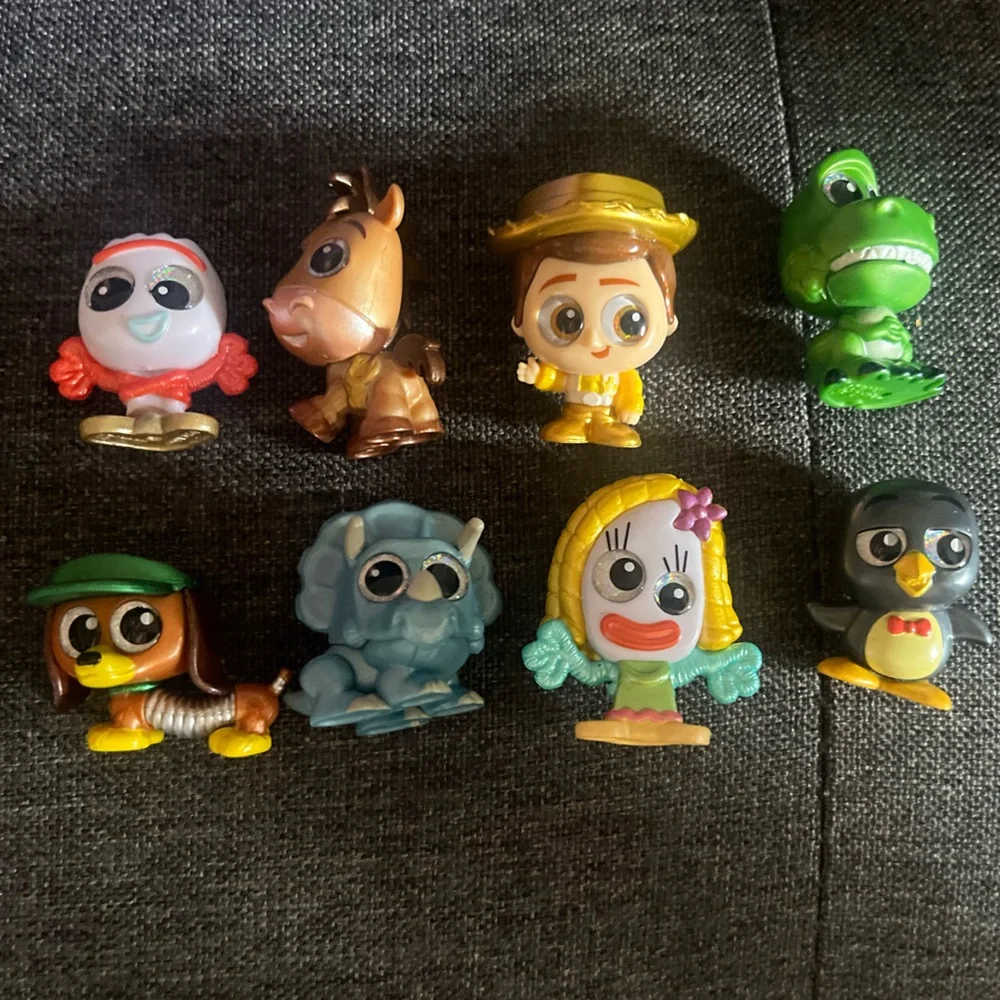 Disney Doorables Toy Story Adoorbs Complete Set! Karen Beverly - Picture 1 of 1